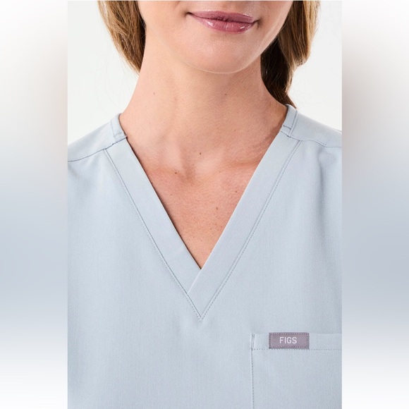 Figs Dusty Blue Catarina Scrub Top - Picture 6 of 9
